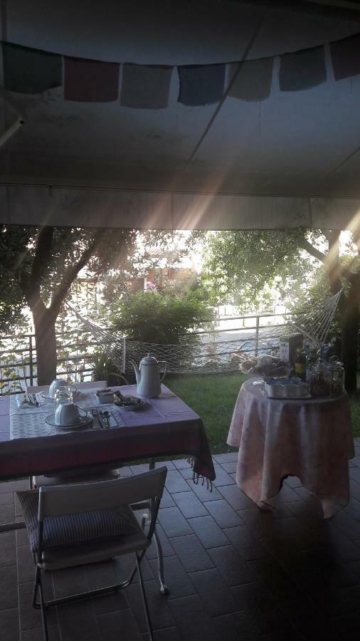 Porto Franco Bed and Breakfast Sulzano Esterno foto